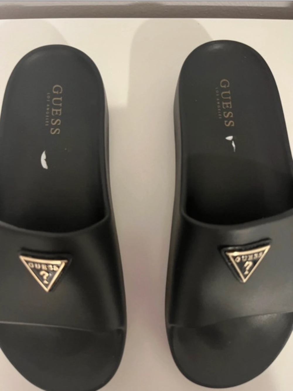 Guess Slides - Picture 2 of 3